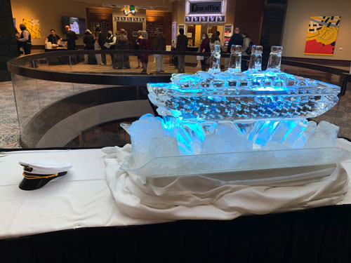 titanic dinner ice sculpture